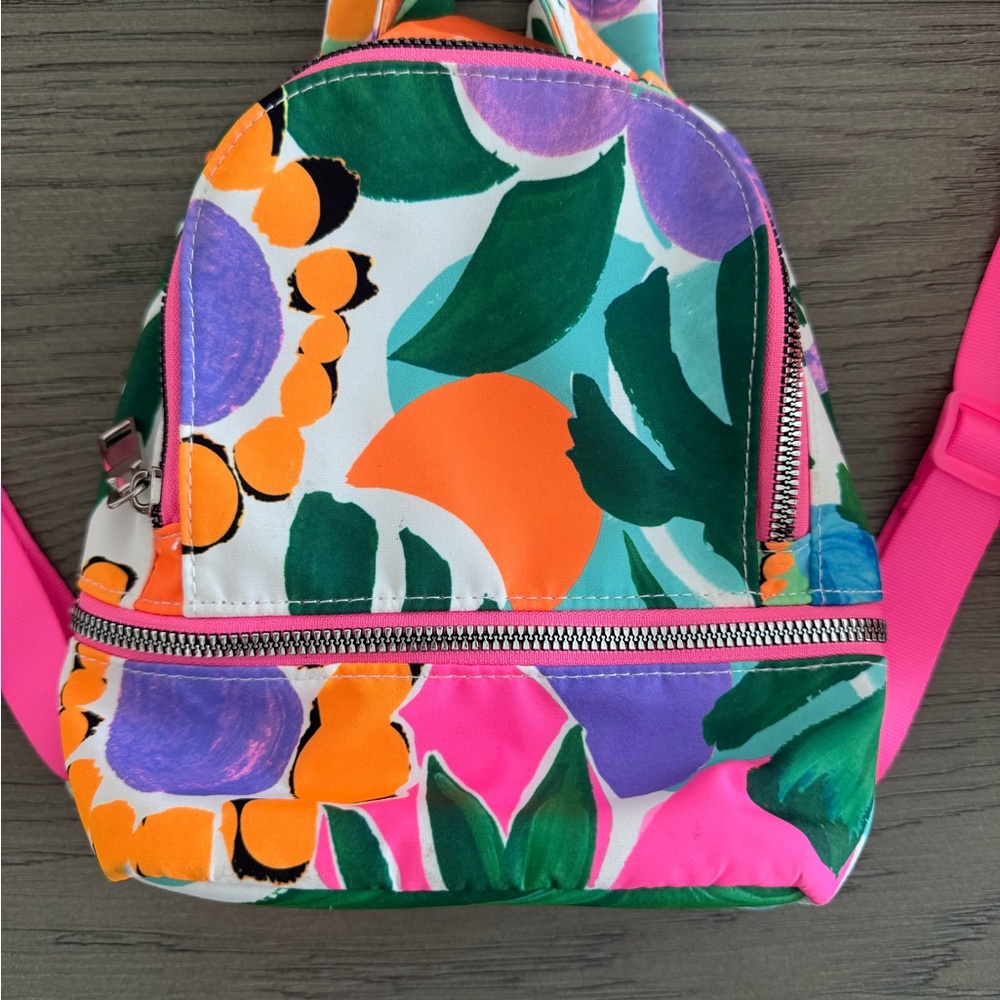 Colorful Kids or mini adult Backpack INC, plus zipper bag! MINT condition